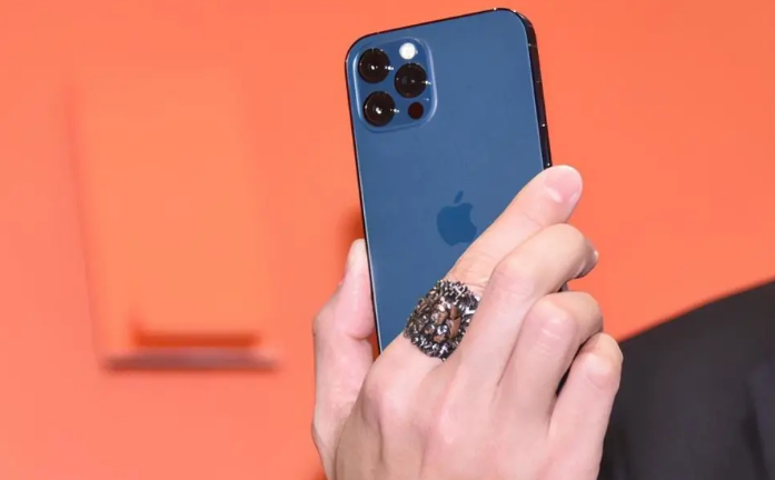 柳江苹果手机维修分享iPhone12系列重启方法教程 